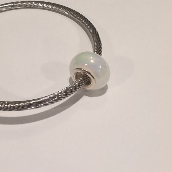 Silver White Pearlesque Charm for Pandora Style Bracelet - Picture 5 of 5